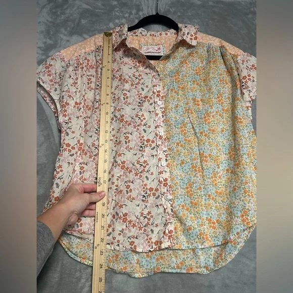 American Eagle Patchwork Floral Button Up Blouse Top Women’s XS Cotton - Picture 6 of 6